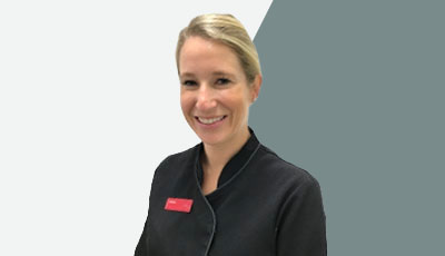 Dr Larissa Knodler